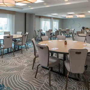 3* Hotel Hilton Garden Airport