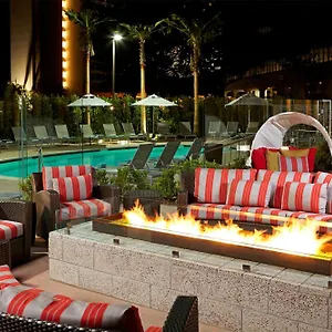 By Marriott Angeles Lax/century Boulevard Hotel Los Angeles